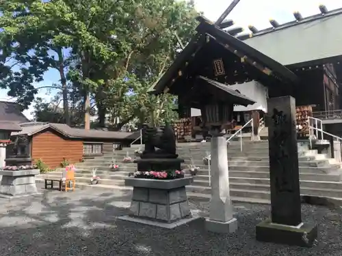 札幌諏訪神社の本殿・本堂