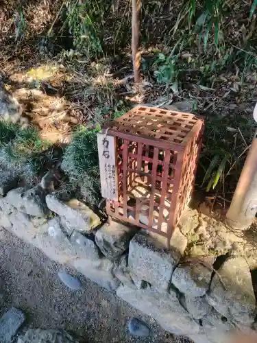 飛鳥坐神社の{uncategorized: "未分類", other: "その他", undefined: "問題あり", building: "その他建物", grave: "お墓", sacred_gate: "鳥居", guardian: "狛犬", statue: "像", buddha: "仏像", history: "歴史", nature: "自然", garden: "庭園", animal: "動物", pagoda: "塔", temizu: "手水舎", mountain_gate: "山門・神門", sanctuary: "本殿・本堂", subordinate: "末社・摂社", art: "芸術", scenery: "景色", jizo: "地蔵", ema: "絵馬", goshuin: "御朱印", omikuji: "おみくじ", items: "授与品その他", amulet: "お守り", goshuincho: "御朱印帳", eats: "食事", festival: "お祭り", votive_dance: "神楽", shichigosan: "七五三参", wedding: "結婚式", experience: "体験その他", initially: "初詣", around: "周辺", anti_infection: "感染症対策"}