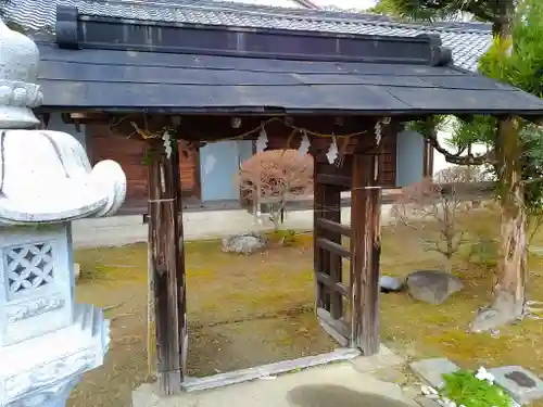 三宮社の手水舎