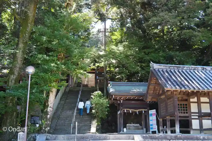 往馬坐伊古麻都比古神社のその他建物