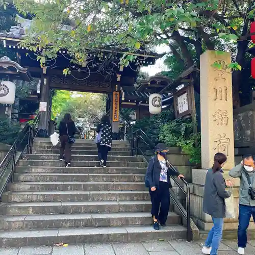 豊川稲荷東京別院の山門