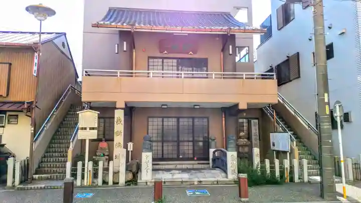 姥堂(善立寺)の本殿・本堂