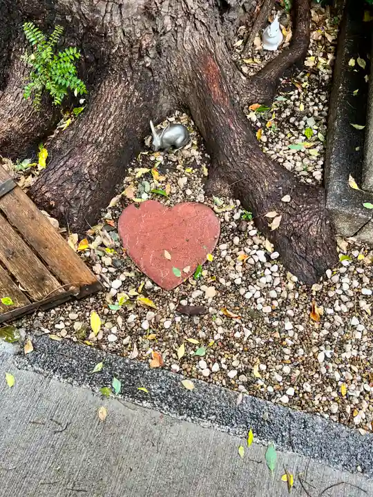 三輪神社の庭園