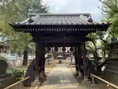 新井薬師（梅照院）の山門