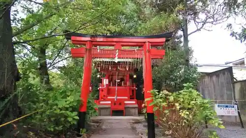 神泉苑の鳥居