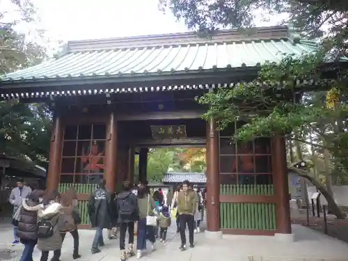 高徳院の山門・神門