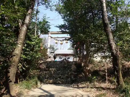 日本神社の鳥居