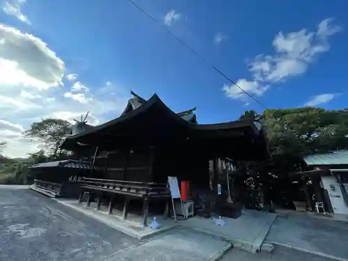 鷹見神社の本殿