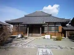 西導寺の本殿