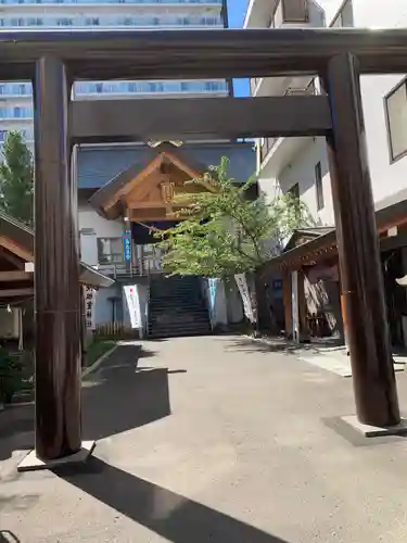 札幌祖霊神社の鳥居