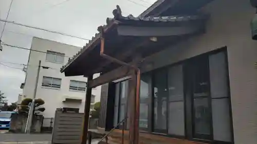 光明寺の本殿・本堂