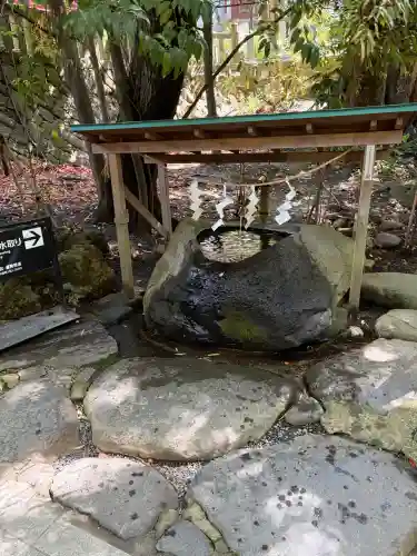 來宮神社の{uncategorized: "未分類", other: "その他", undefined: "問題あり", building: "その他建物", grave: "お墓", sacred_gate: "鳥居", guardian: "狛犬", statue: "像", buddha: "仏像", history: "歴史", nature: "自然", garden: "庭園", animal: "動物", pagoda: "塔", temizu: "手水舎", mountain_gate: "山門・神門", sanctuary: "本殿・本堂", subordinate: "末社・摂社", art: "芸術", scenery: "景色", jizo: "地蔵", ema: "絵馬", goshuin: "御朱印", omikuji: "おみくじ", items: "授与品その他", amulet: "お守り", goshuincho: "御朱印帳", eats: "食事", festival: "お祭り", votive_dance: "神楽", shichigosan: "七五三参", wedding: "結婚式", experience: "体験その他", initially: "初詣", around: "周辺", anti_infection: "感染症対策"}
