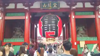 浅草寺の山門・神門