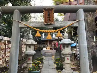 高円寺氷川神社の末社・摂社