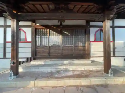 伊勢妙昌寺の{uncategorized: "未分類", other: "その他", undefined: "問題あり", building: "その他建物", grave: "お墓", sacred_gate: "鳥居", guardian: "狛犬", statue: "像", buddha: "仏像", history: "歴史", nature: "自然", garden: "庭園", animal: "動物", pagoda: "塔", temizu: "手水舎", mountain_gate: "山門・神門", sanctuary: "本殿・本堂", subordinate: "末社・摂社", art: "芸術", scenery: "景色", jizo: "地蔵", ema: "絵馬", goshuin: "御朱印", omikuji: "おみくじ", items: "授与品その他", amulet: "お守り", goshuincho: "御朱印帳", eats: "食事", festival: "お祭り", votive_dance: "神楽", shichigosan: "七五三参", wedding: "結婚式", experience: "体験その他", initially: "初詣", around: "周辺", anti_infection: "感染症対策"}