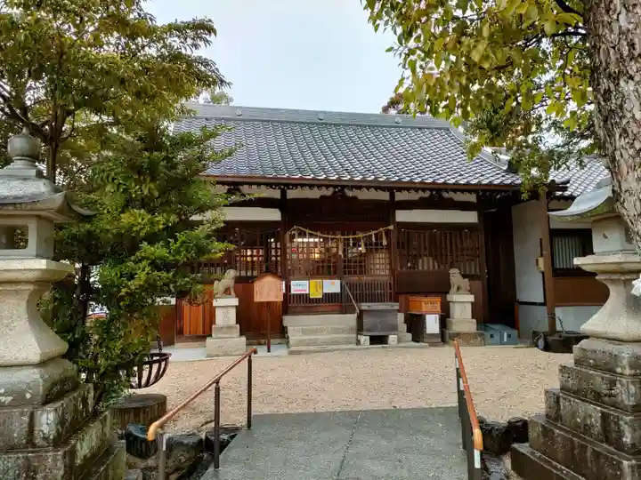 神館神社の本殿・本堂