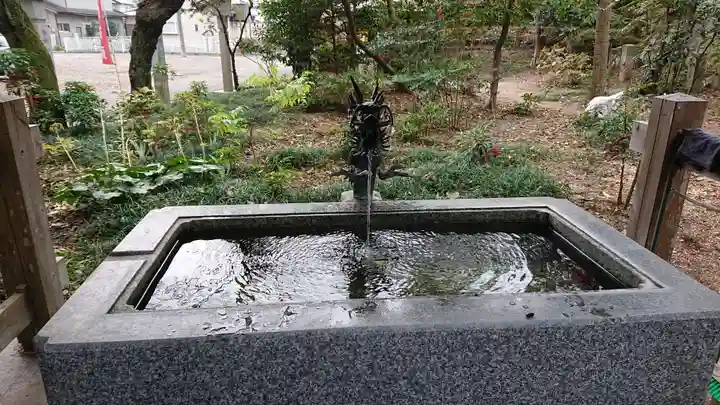 雄琴神社の手水舎