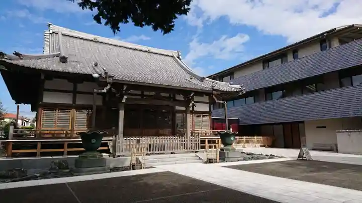 東円寺の本殿・本堂