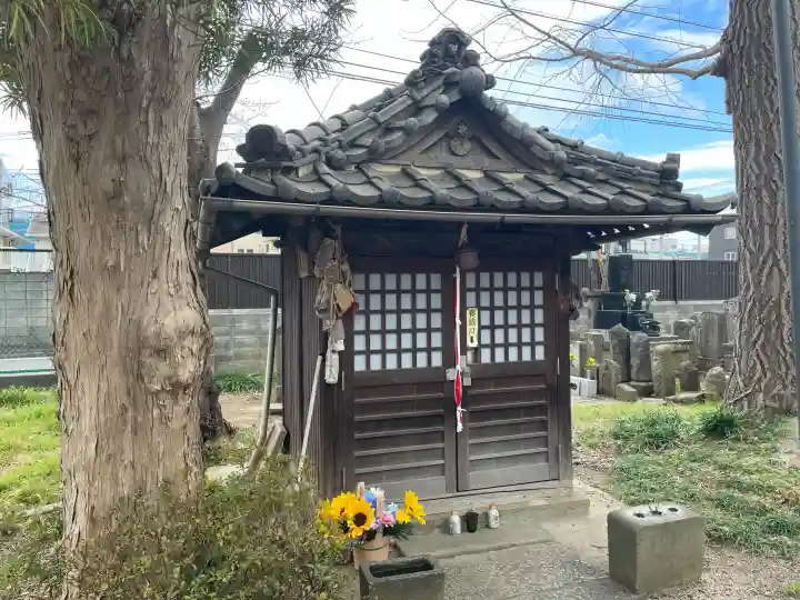 沼影観音堂(廣田寺)の{uncategorized: "未分類", other: "その他", undefined: "問題あり", building: "その他建物", grave: "お墓", sacred_gate: "鳥居", guardian: "狛犬", statue: "像", buddha: "仏像", history: "歴史", nature: "自然", garden: "庭園", animal: "動物", pagoda: "塔", temizu: "手水舎", mountain_gate: "山門・神門", sanctuary: "本殿・本堂", subordinate: "末社・摂社", art: "芸術", scenery: "景色", jizo: "地蔵", ema: "絵馬", goshuin: "御朱印", omikuji: "おみくじ", items: "授与品その他", amulet: "お守り", goshuincho: "御朱印帳", eats: "食事", festival: "お祭り", votive_dance: "神楽", shichigosan: "七五三参", wedding: "結婚式", experience: "体験その他", initially: "初詣", around: "周辺", anti_infection: "感染症対策"}