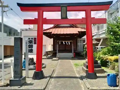 稲荷神社の鳥居