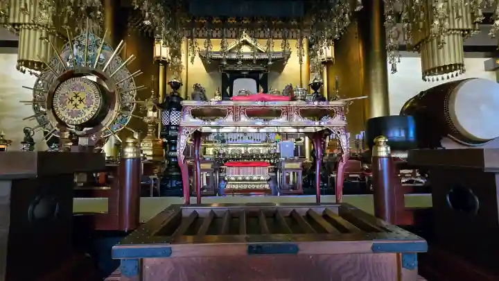 西新井大師総持寺の{uncategorized: "未分類", other: "その他", undefined: "問題あり", building: "その他建物", grave: "お墓", sacred_gate: "鳥居", guardian: "狛犬", statue: "像", buddha: "仏像", history: "歴史", nature: "自然", garden: "庭園", animal: "動物", pagoda: "塔", temizu: "手水舎", mountain_gate: "山門・神門", sanctuary: "本殿・本堂", subordinate: "末社・摂社", art: "芸術", scenery: "景色", jizo: "地蔵", ema: "絵馬", goshuin: "御朱印", omikuji: "おみくじ", items: "授与品その他", amulet: "お守り", goshuincho: "御朱印帳", eats: "食事", festival: "お祭り", votive_dance: "神楽", shichigosan: "七五三参", wedding: "結婚式", experience: "体験その他", initially: "初詣", around: "周辺", anti_infection: "感染症対策"}
