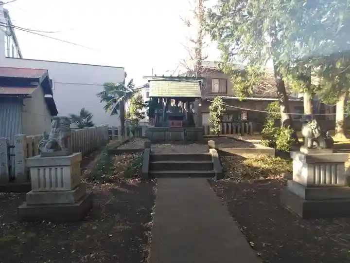 新田稲荷神社の末社・摂社