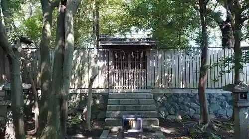 立坂神社の末社