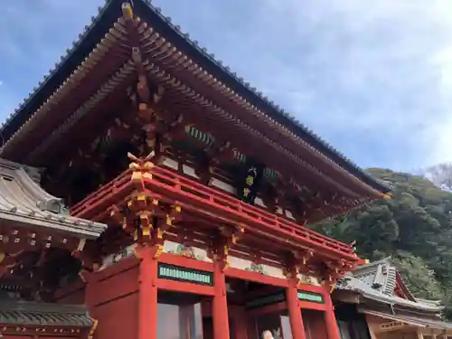 鶴岡八幡宮の山門・神門