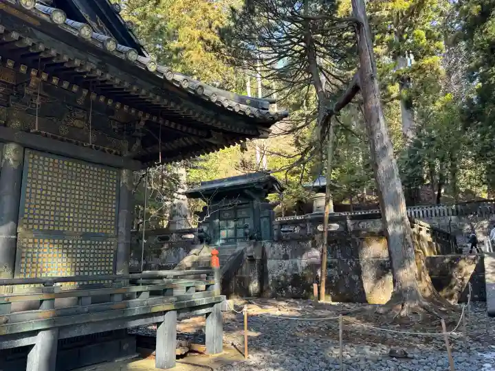 日光東照宮の{uncategorized: "未分類", other: "その他", undefined: "問題あり", building: "その他建物", grave: "お墓", sacred_gate: "鳥居", guardian: "狛犬", statue: "像", buddha: "仏像", history: "歴史", nature: "自然", garden: "庭園", animal: "動物", pagoda: "塔", temizu: "手水舎", mountain_gate: "山門・神門", sanctuary: "本殿・本堂", subordinate: "末社・摂社", art: "芸術", scenery: "景色", jizo: "地蔵", ema: "絵馬", goshuin: "御朱印", omikuji: "おみくじ", items: "授与品その他", amulet: "お守り", goshuincho: "御朱印帳", eats: "食事", festival: "お祭り", votive_dance: "神楽", shichigosan: "七五三参", wedding: "結婚式", experience: "体験その他", initially: "初詣", around: "周辺", anti_infection: "感染症対策"}