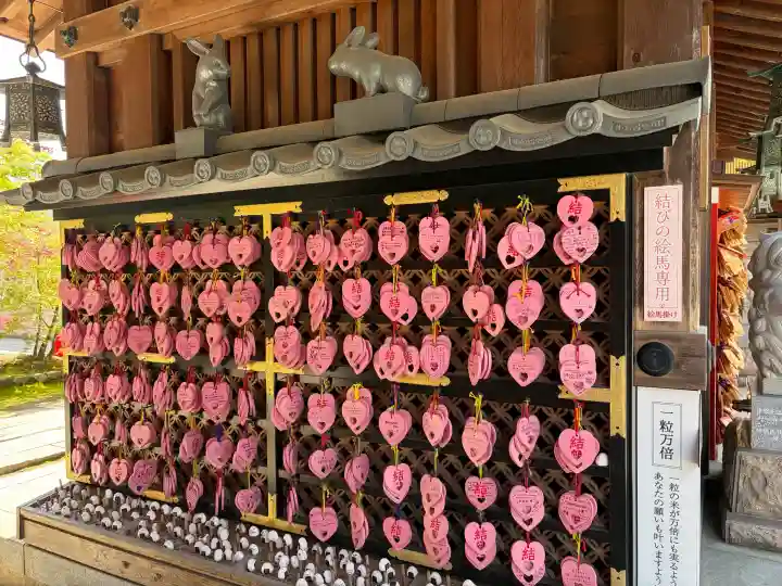 白山神社の{uncategorized: "未分類", other: "その他", undefined: "問題あり", building: "その他建物", grave: "お墓", sacred_gate: "鳥居", guardian: "狛犬", statue: "像", buddha: "仏像", history: "歴史", nature: "自然", garden: "庭園", animal: "動物", pagoda: "塔", temizu: "手水舎", mountain_gate: "山門・神門", sanctuary: "本殿・本堂", subordinate: "末社・摂社", art: "芸術", scenery: "景色", jizo: "地蔵", ema: "絵馬", goshuin: "御朱印", omikuji: "おみくじ", items: "授与品その他", amulet: "お守り", goshuincho: "御朱印帳", eats: "食事", festival: "お祭り", votive_dance: "神楽", shichigosan: "七五三参", wedding: "結婚式", experience: "体験その他", initially: "初詣", around: "周辺", anti_infection: "感染症対策"}