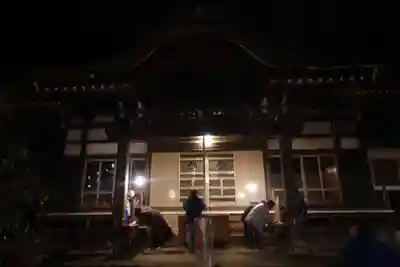 萬蔵寺の本殿・本堂