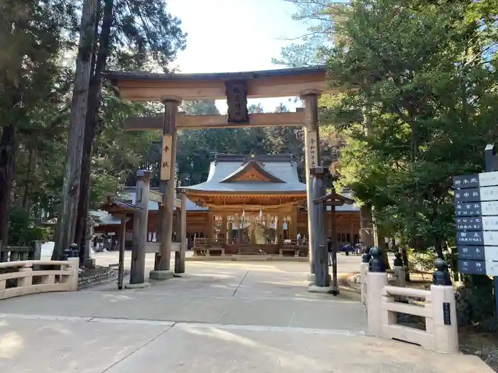 穂高神社本宮(長野県)