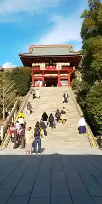 鶴岡八幡宮の山門・神門