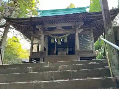 色見熊野座神社の{uncategorized: "未分類", other: "その他", undefined: "問題あり", building: "その他建物", grave: "お墓", sacred_gate: "鳥居", guardian: "狛犬", statue: "像", buddha: "仏像", history: "歴史", nature: "自然", garden: "庭園", animal: "動物", pagoda: "塔", temizu: "手水舎", mountain_gate: "山門・神門", sanctuary: "本殿・本堂", subordinate: "末社・摂社", art: "芸術", scenery: "景色", jizo: "地蔵", ema: "絵馬", goshuin: "御朱印", omikuji: "おみくじ", items: "授与品その他", amulet: "お守り", goshuincho: "御朱印帳", eats: "食事", festival: "お祭り", votive_dance: "神楽", shichigosan: "七五三参", wedding: "結婚式", experience: "体験その他", initially: "初詣", around: "周辺", anti_infection: "感染症対策"}