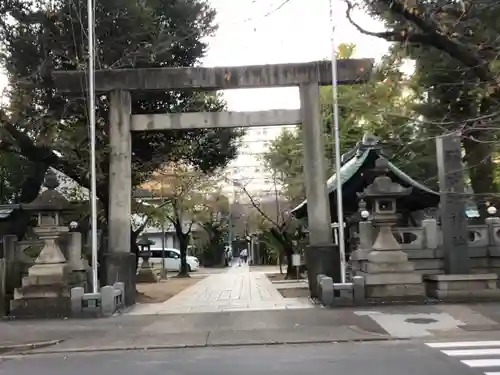 那古野神社の鳥居