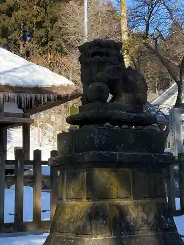 新宮熊野神社の狛犬