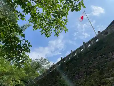 武雄神社の{uncategorized: "未分類", other: "その他", undefined: "問題あり", building: "その他建物", grave: "お墓", sacred_gate: "鳥居", guardian: "狛犬", statue: "像", buddha: "仏像", history: "歴史", nature: "自然", garden: "庭園", animal: "動物", pagoda: "塔", temizu: "手水舎", mountain_gate: "山門・神門", sanctuary: "本殿・本堂", subordinate: "末社・摂社", art: "芸術", scenery: "景色", jizo: "地蔵", ema: "絵馬", goshuin: "御朱印", omikuji: "おみくじ", items: "授与品その他", amulet: "お守り", goshuincho: "御朱印帳", eats: "食事", festival: "お祭り", votive_dance: "神楽", shichigosan: "七五三参", wedding: "結婚式", experience: "体験その他", initially: "初詣", around: "周辺", anti_infection: "感染症対策"}