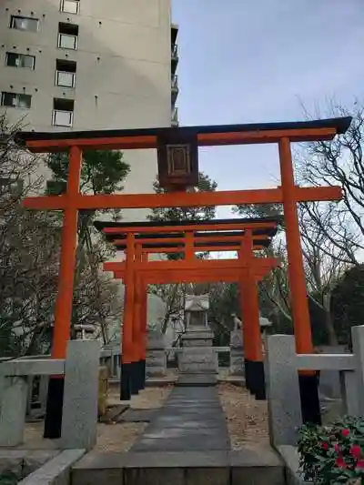 銀世界稲荷神社の鳥居