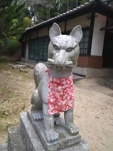 城山稲荷神社の狛犬