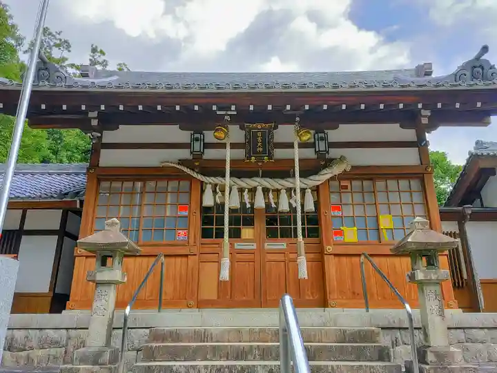 日吉神社(上社)の本殿・本堂