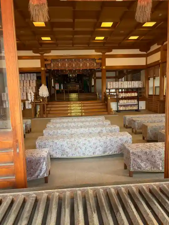 赤穂大石神社の{uncategorized: "未分類", other: "その他", undefined: "問題あり", building: "その他建物", grave: "お墓", sacred_gate: "鳥居", guardian: "狛犬", statue: "像", buddha: "仏像", history: "歴史", nature: "自然", garden: "庭園", animal: "動物", pagoda: "塔", temizu: "手水舎", mountain_gate: "山門・神門", sanctuary: "本殿・本堂", subordinate: "末社・摂社", art: "芸術", scenery: "景色", jizo: "地蔵", ema: "絵馬", goshuin: "御朱印", omikuji: "おみくじ", items: "授与品その他", amulet: "お守り", goshuincho: "御朱印帳", eats: "食事", festival: "お祭り", votive_dance: "神楽", shichigosan: "七五三参", wedding: "結婚式", experience: "体験その他", initially: "初詣", around: "周辺", anti_infection: "感染症対策"}