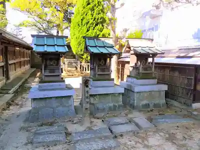 業葉神社の末社・摂社
