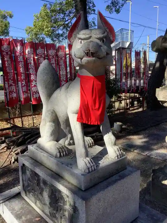 稲荷社(道徳稲荷神社)の狛犬