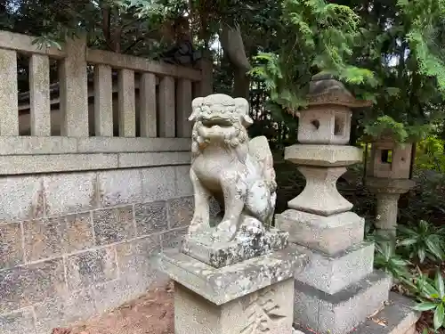 森神社の狛犬