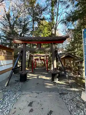 新屋山神社(山梨県)