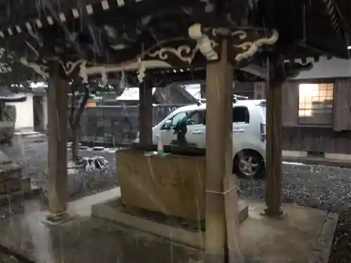 阿志都彌神社・行過天満宮の手水舎