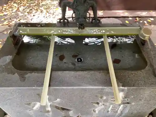 榊森白山社の手水舎