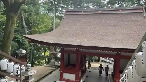 吉備津神社の山門