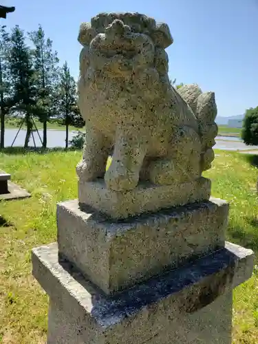 徳市神明社の狛犬