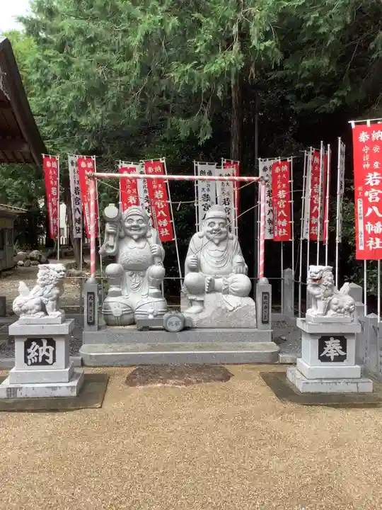 若宮八幡社(力長町)の像